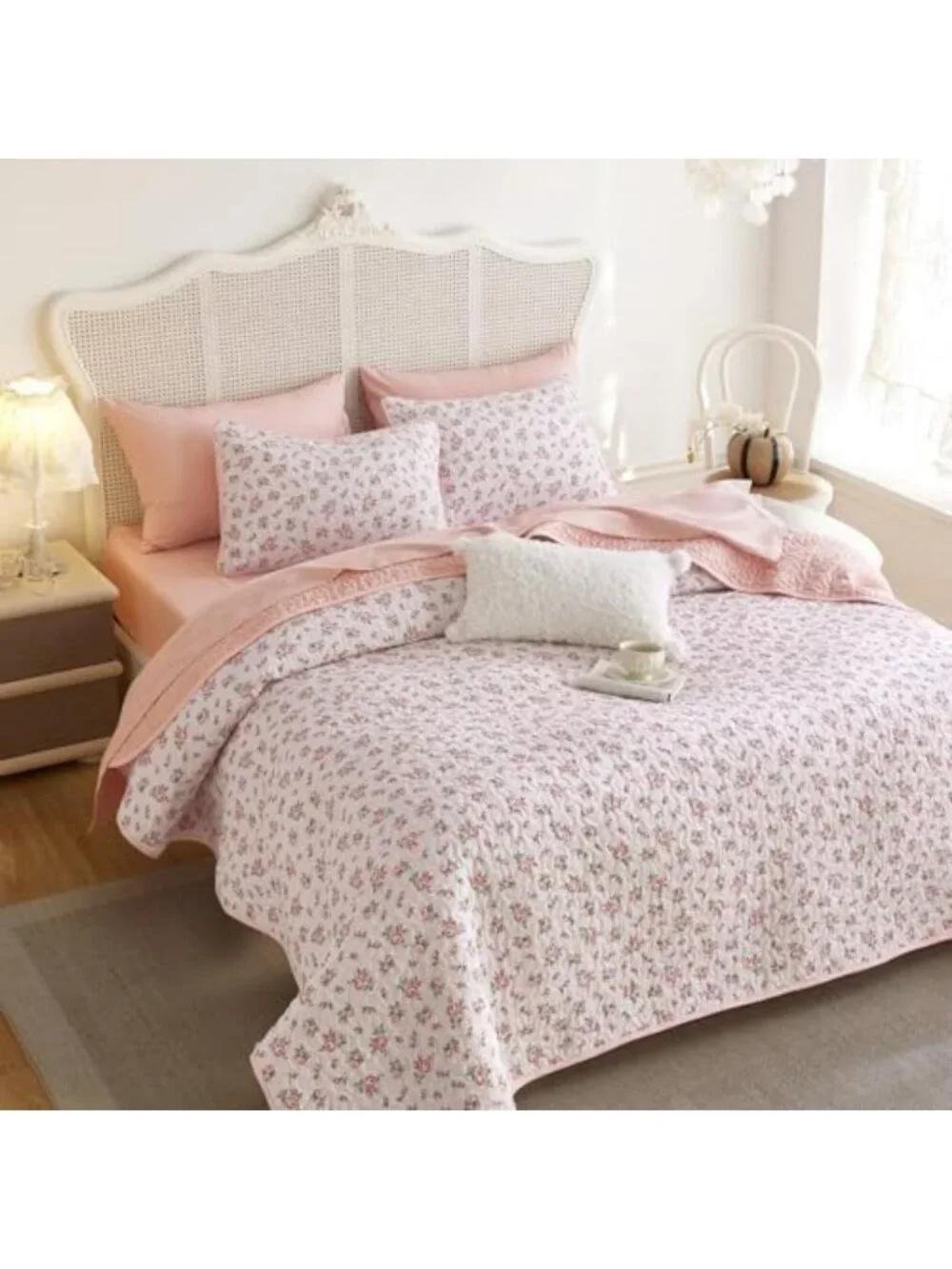 Floral Quilt Set - Cottagecore Shabby Chic Reversible Bedspread, Pink